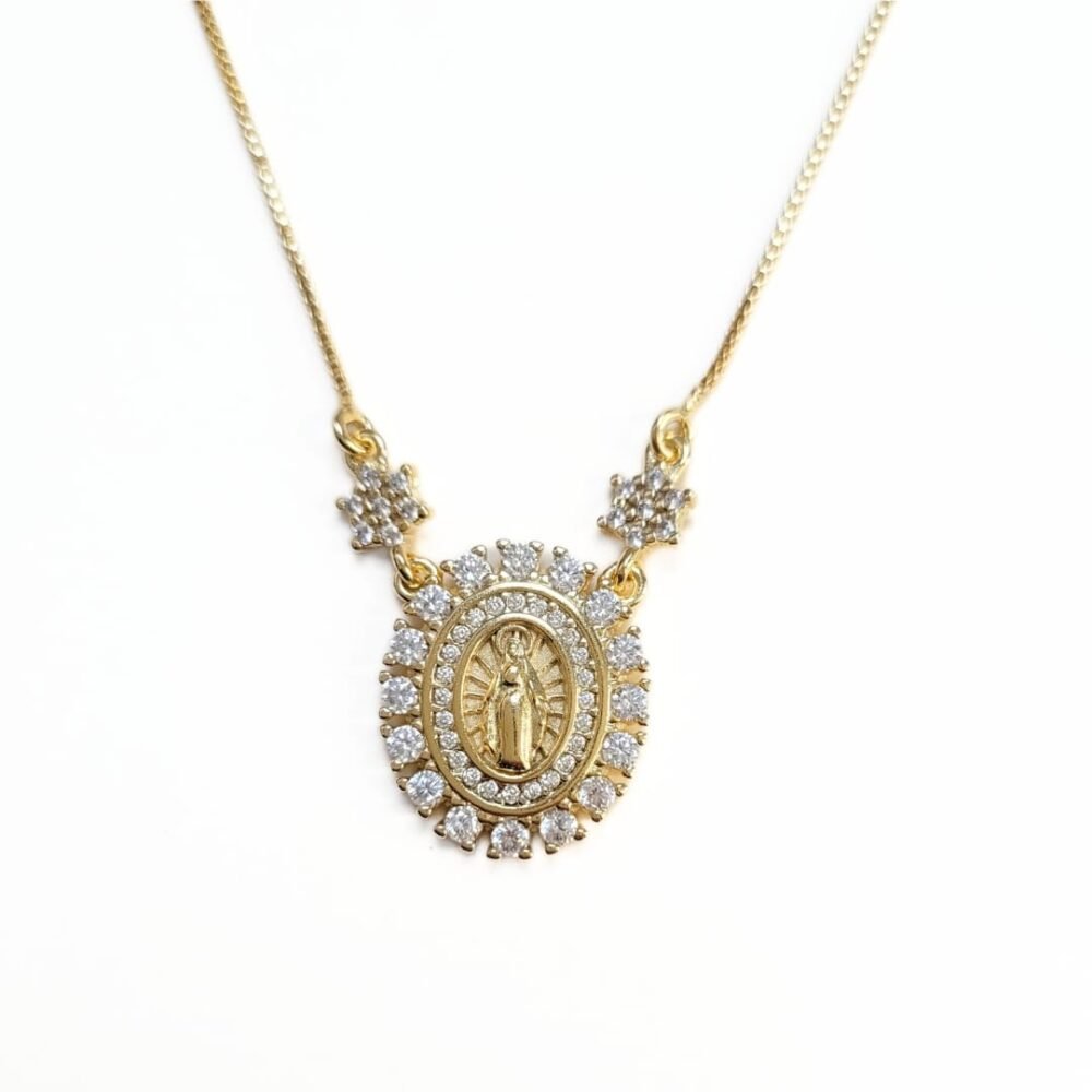 Colar medalha oval N.Sra. das Graças duplo cravejada micro zircônias cristal pequena banho ouro 18k